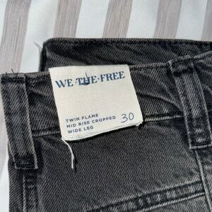 Free People - We the Free twin flame mid rise cropped wide leg jeans